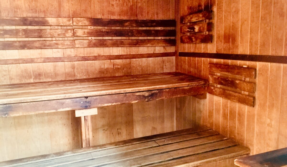 Dřevěná sauna v Tenisové hale Slivenec